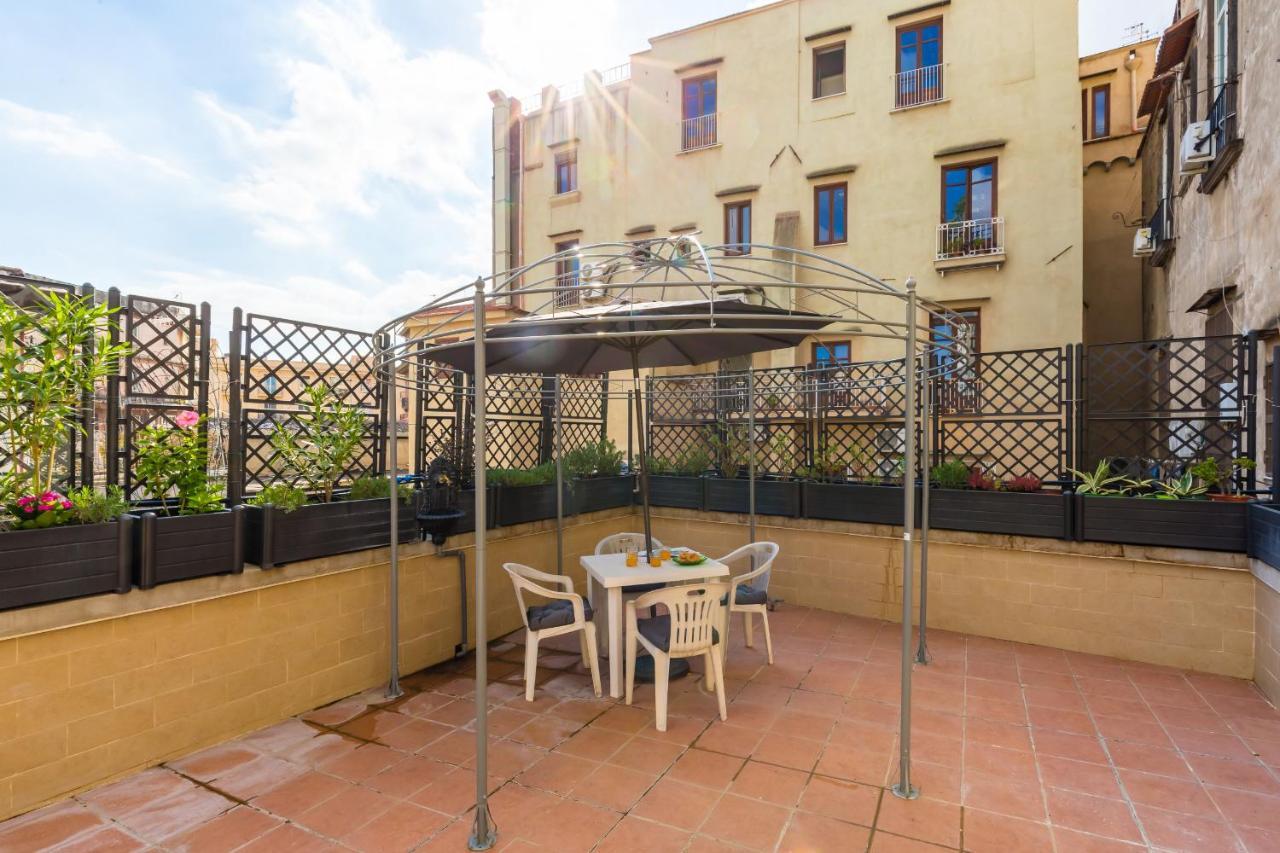 Appartamento A Santa Maria La Nova By Wonderful Italy เนเปิลส์ ภายนอก รูปภาพ